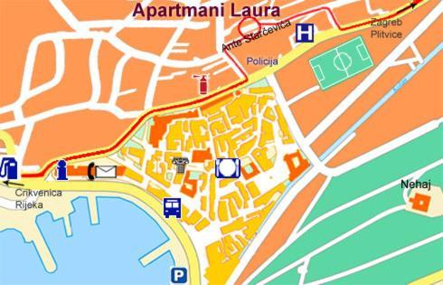 Apartments Laura Сен Екстериор снимка